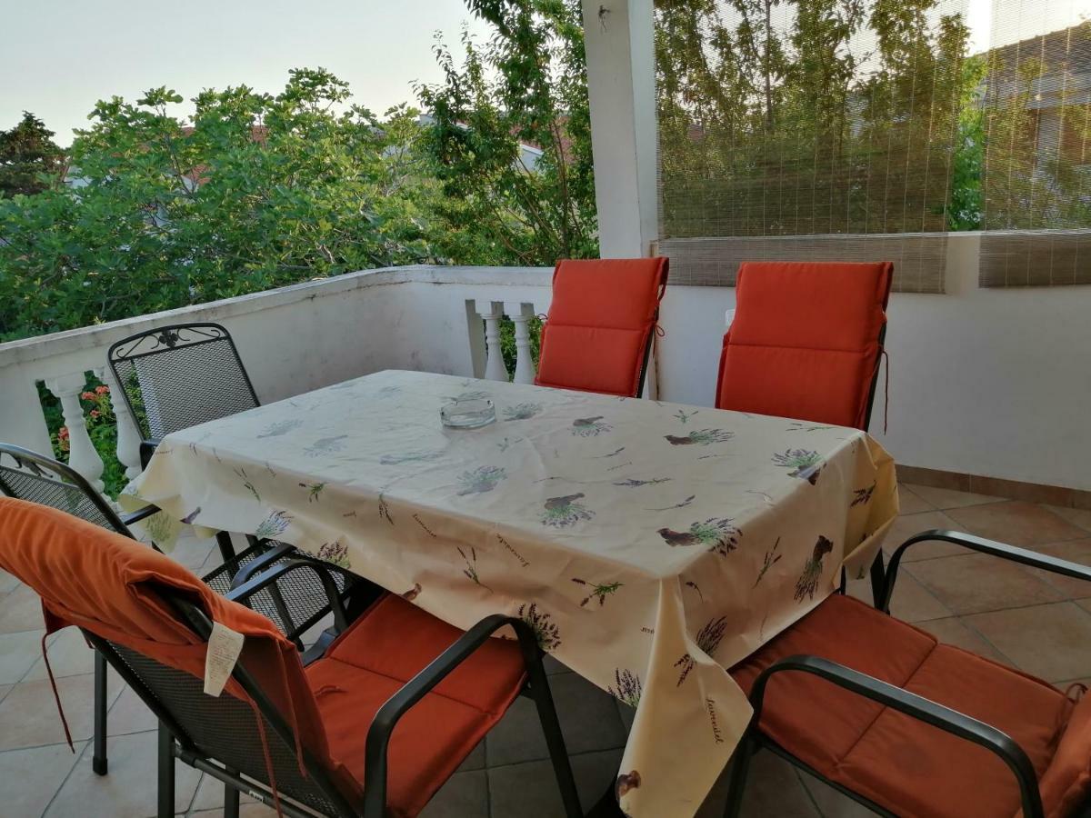 Apartmani Petra 沃希 外观 照片