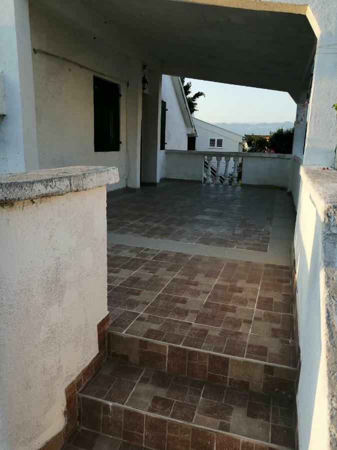 Apartmani Petra 沃希 外观 照片