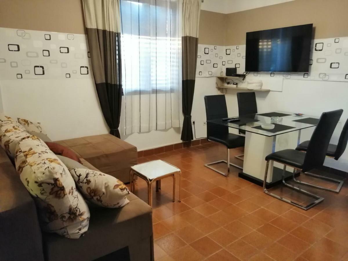 Apartmani Petra 沃希 外观 照片