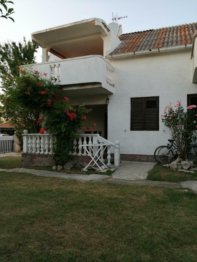 Apartmani Petra 沃希 外观 照片