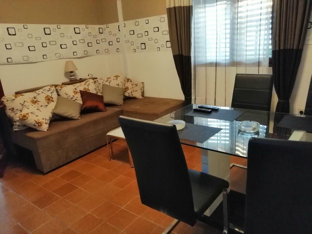 Apartmani Petra 沃希 外观 照片