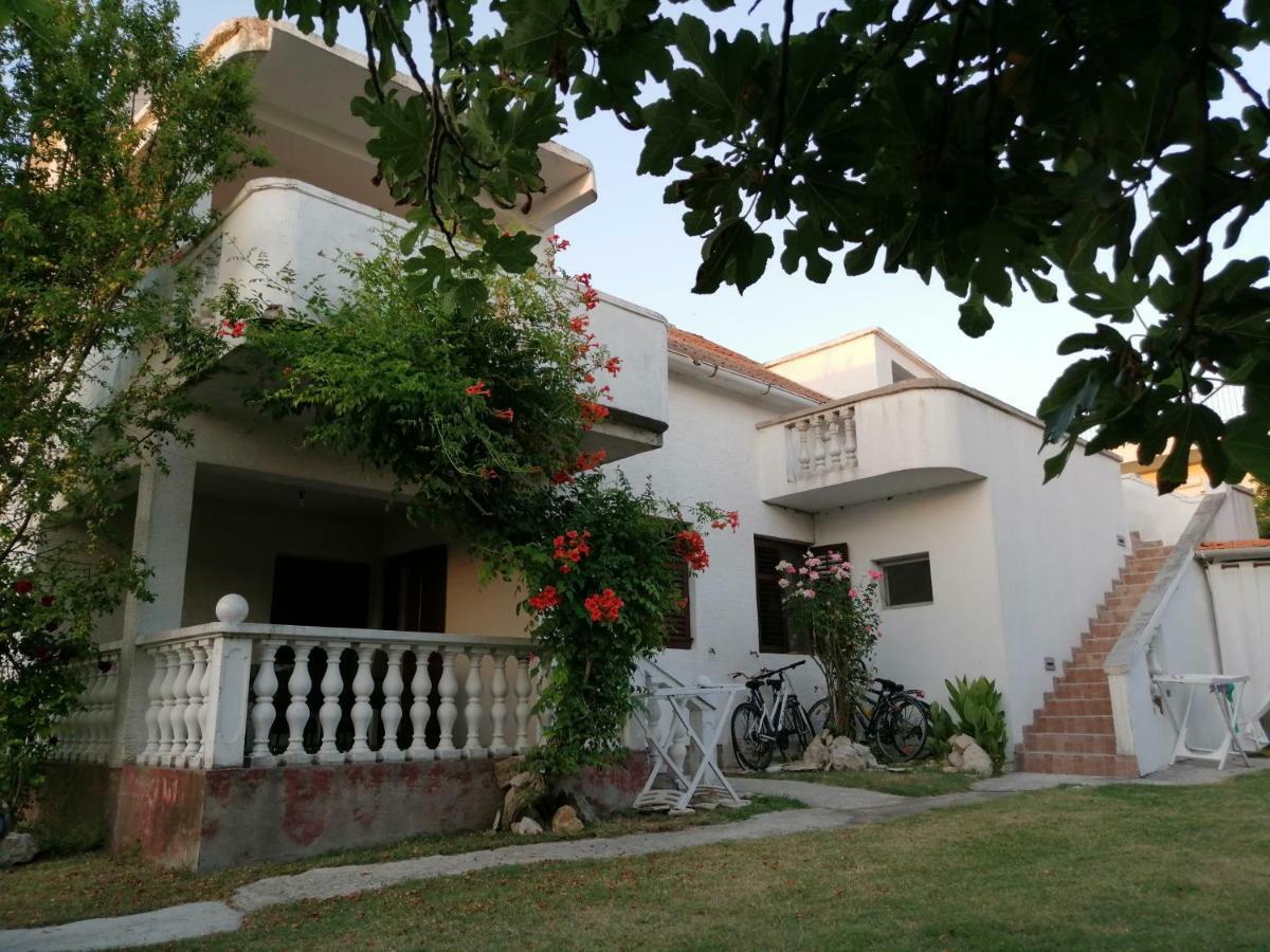 Apartmani Petra 沃希 外观 照片