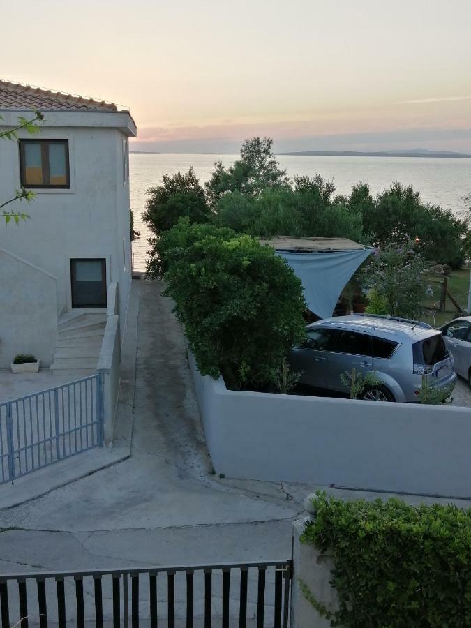 Apartmani Petra 沃希 外观 照片